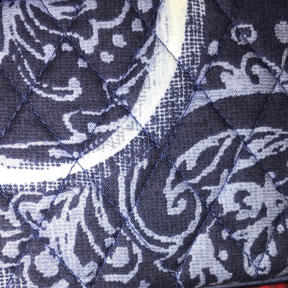 Vera Bradley Quilted Blue Floral Pouch - Picture 5 of 5